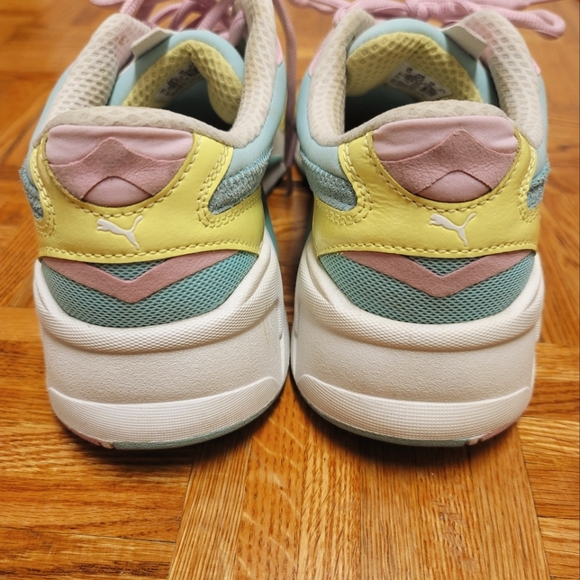 Chunky sole Puma RSX runners. Blue, pink, yellow. - Picture 3 of 3